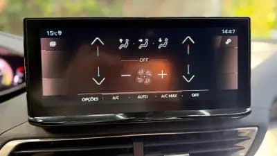 Vendo Peugeot 5008 2024 - 27500 EUR, 74938 km - AUTO.MOTO.pt