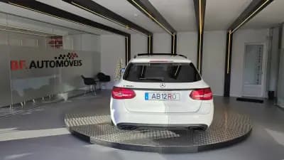 Sell Mercedes-Benz C 350 2015 - 22500 EUR, 187084 km - AUTO.MOTO.pt