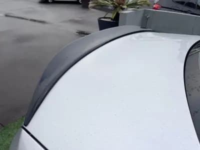 Vendo BMW 120 2008 - 12900 EUR, 300000 km - AUTO.MOTO.pt