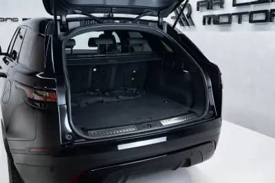 Vendo Land Rover Range Rover Velar 2021 - 52950 EUR, 67000 km - AUTO.MOTO.pt