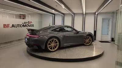 Vendo Porsche 992 2021 - 159500 EUR, 69488 km - AUTO.MOTO.pt