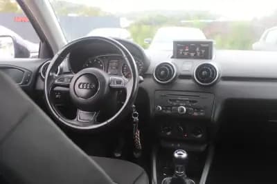 Vendo Audi A1 2011 - 9990 EUR, 122000 km - AUTO.MOTO.pt
