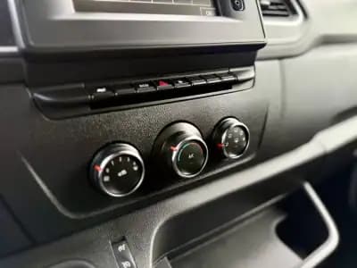 Vendo Opel Movano 2021 - 21950 EUR, 108000 km - AUTO.MOTO.pt