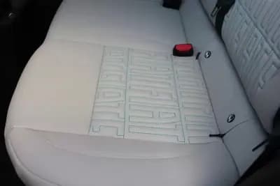 Vendo Fiat 600e 2023 - 29980 EUR, 7039 km - AUTO.MOTO.pt