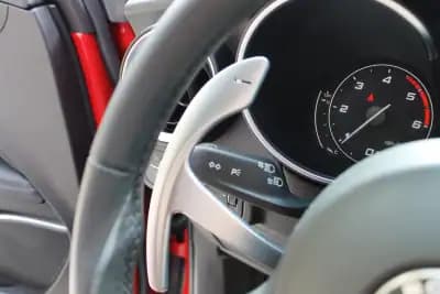 Vendo Alfa Romeo Stelvio 2018 - 28900 EUR, 73000 km - AUTO.MOTO.pt