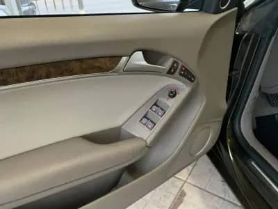 Sell Audi A5 Cabrio 2011 - 16750 EUR, 270761 km - AUTO.MOTO.pt