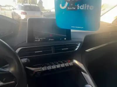 Vendo Peugeot 3008 2019 - 17900 EUR, 125000 km - AUTO.MOTO.pt