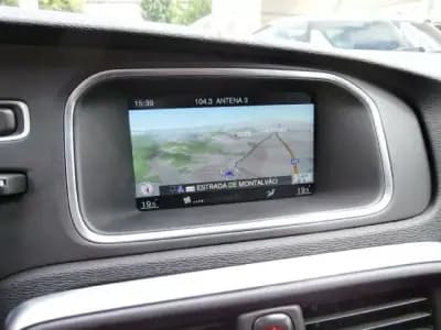 Vendo Volvo V40 2017 - 16800 EUR, 170641 km - AUTO.MOTO.pt