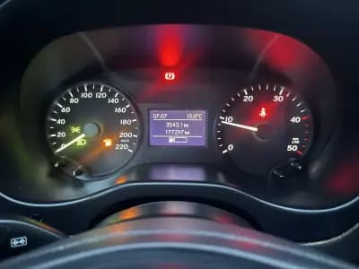 Vendo Mercedes-Benz Vito Tourer 2018 - 24900 EUR, 170000 km - AUTO.MOTO.pt