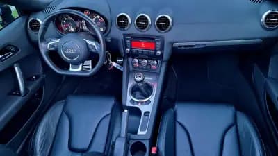 Sell Audi TT Roadster 2011 - 19500 EUR, 52000 km - AUTO.MOTO.pt