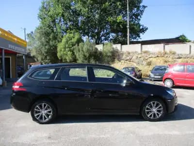 Vendo Peugeot 308 SW 2015 - 9900 EUR, 150000 km - AUTO.MOTO.pt