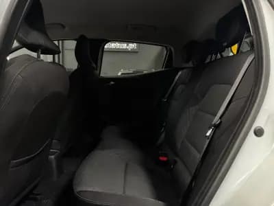 Vendo Renault Clio 2021 - 13490 EUR, 108000 km - AUTO.MOTO.pt