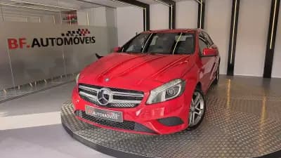 Vendo Mercedes-Benz A 160 2015 - 15900 EUR, 208637 km - AUTO.MOTO.pt