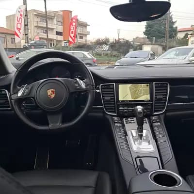 Vendo Porsche Panamera 2013 - 41500 EUR, 113000 km - AUTO.MOTO.pt