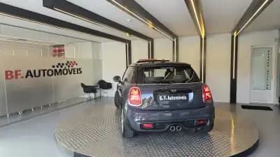 Sell MINI 2019 - 25500 EUR, 96321 km - AUTO.MOTO.pt
