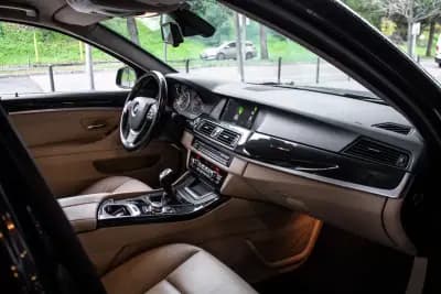 Vendo BMW 520 2010 - 11990 EUR, 252182 km - AUTO.MOTO.pt