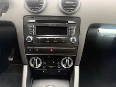 Sell Audi A3 Sportback 2010 - 12250 EUR, 199472 km - AUTO.MOTO.pt