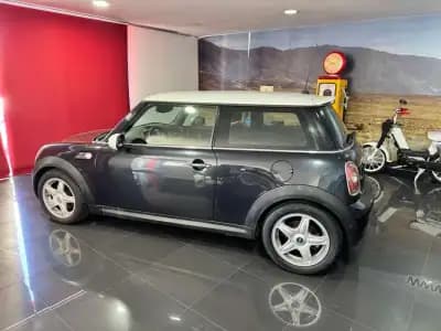 Sell MINI 2008 - 6990 EUR, 266000 km - AUTO.MOTO.pt
