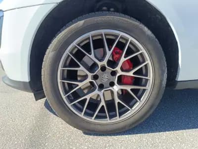 Vendo Porsche Macan 2016 - 47500 EUR, 155000 km - AUTO.MOTO.pt