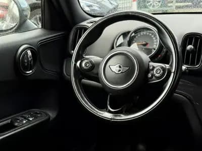 Vendo MINI Countryman 2018 - 18250 EUR, 159000 km - AUTO.MOTO.pt