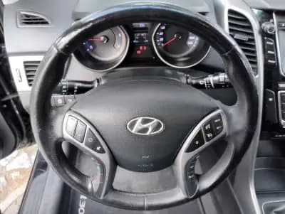 Sell Hyundai i30 2012 - 7250 EUR, 260000 km - AUTO.MOTO.pt