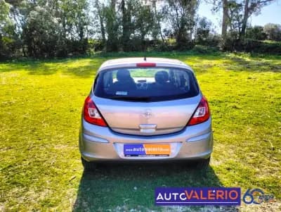 Vendo Opel Corsa 2013 - 7950 EUR, 74650 km - AUTO.MOTO.pt