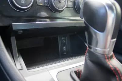 Vendo Volkswagen Golf 2014 - 19990 EUR, 167000 km - AUTO.MOTO.pt