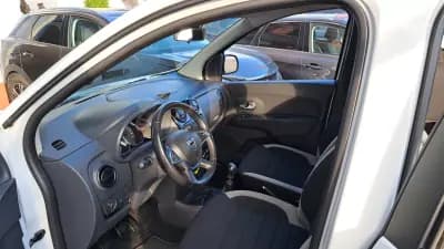 Vendo Dacia Lodgy 2021 - 15900 EUR, 130712 km - AUTO.MOTO.pt
