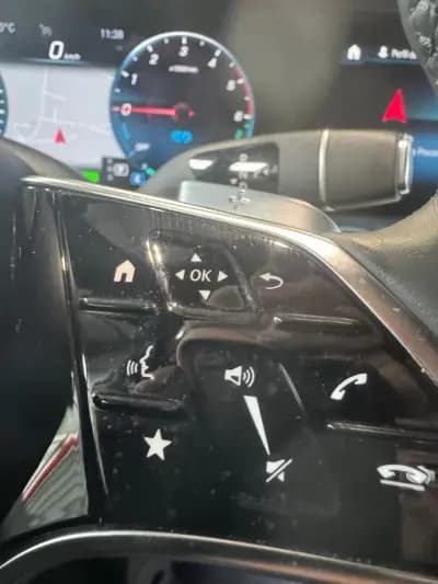 Sell Mercedes-Benz E 300 2021 - 39990 EUR, 84362 km - AUTO.MOTO.pt