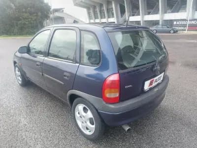 Sell Opel Corsa 2000 - 2590 EUR, 137682 km - AUTO.MOTO.pt
