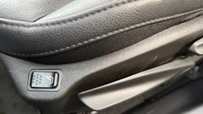 Sell Jeep Compass 2023 - 25000 EUR, 65000 km - AUTO.MOTO.pt