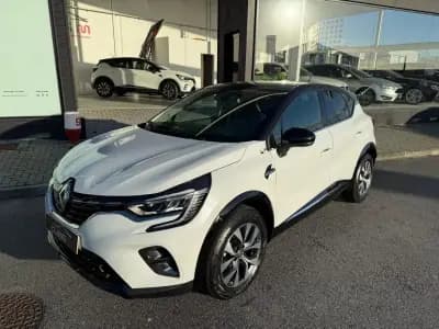 Vendo Renault Captur 2020 - 17500 EUR, 30000 km - AUTO.MOTO.pt
