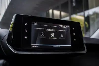 Vendo Peugeot 2008 2021 - 17990 EUR, 74657 km - AUTO.MOTO.pt