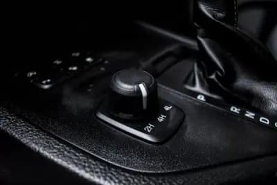 Vendo Ford Ranger 2021 - 37750 EUR, 85385 km - AUTO.MOTO.pt