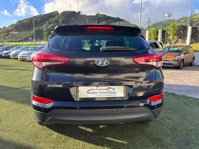 Sell Hyundai Tucson 2016 - 16990 EUR, 22755 km - AUTO.MOTO.pt
