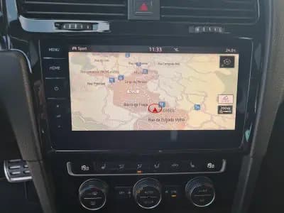 Vendo Volkswagen Polo 2014 - 19990 EUR, 85000 km - AUTO.MOTO.pt