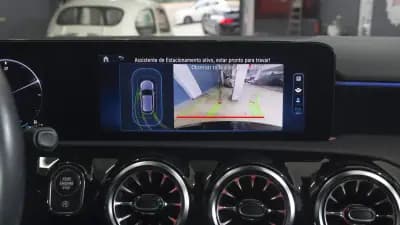 Vendo Mercedes-Benz A 200 2023 - 30850 EUR, 23000 km - AUTO.MOTO.pt