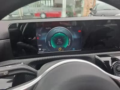 Vendo Mercedes-Benz A 180 2020 - 17950 EUR, 223684 km - AUTO.MOTO.pt