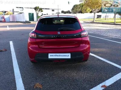 Vendo Peugeot 208 2021 - 14500 EUR, 40000 km - AUTO.MOTO.pt