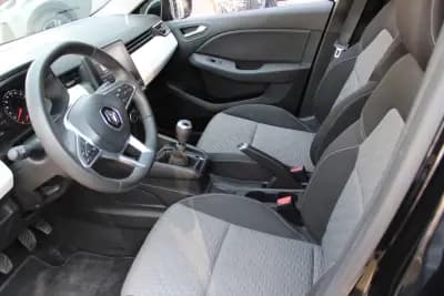 Sell Renault Clio 2023 - 15900 EUR, 41700 km - AUTO.MOTO.pt