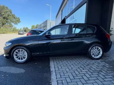 Vendo BMW 116 2018 - 15500 EUR, 104548 km - AUTO.MOTO.pt