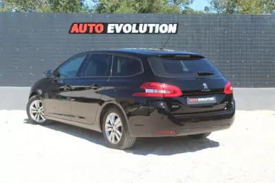 Vendo Peugeot 308 SW 2014 - 8949 EUR, 199900 km - AUTO.MOTO.pt