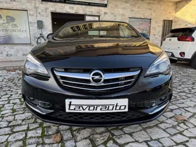 Vendo Opel Cascada 2018 - 16900 EUR, 128000 km - AUTO.MOTO.pt