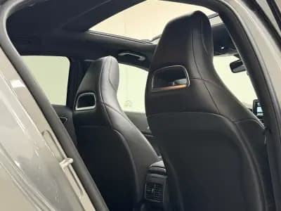 Vendo Mercedes-Benz A 180 2014 - 16990 EUR, 134000 km - AUTO.MOTO.pt