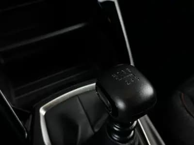 Sell Peugeot 2008 2023 - 17990 EUR, 106542 km - AUTO.MOTO.pt