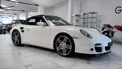 Vendo Porsche 997 2007 - 109000 EUR, 39000 km - AUTO.MOTO.pt