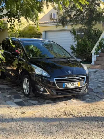 Sell Peugeot 5008 2014 - 12900 EUR, 177970 km - AUTO.MOTO.pt