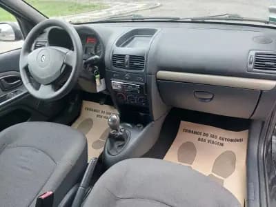 Sell Renault Clio 2004 - 2990 EUR, 268181 km - AUTO.MOTO.pt