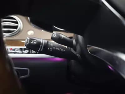 Sell Mercedes-Benz S 500 2015 - 49950 EUR, 179351 km - AUTO.MOTO.pt