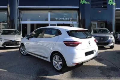 Vendo Renault Clio 2020 - 13900 EUR, 141315 km - AUTO.MOTO.pt